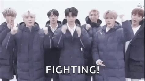 kpop fighting.